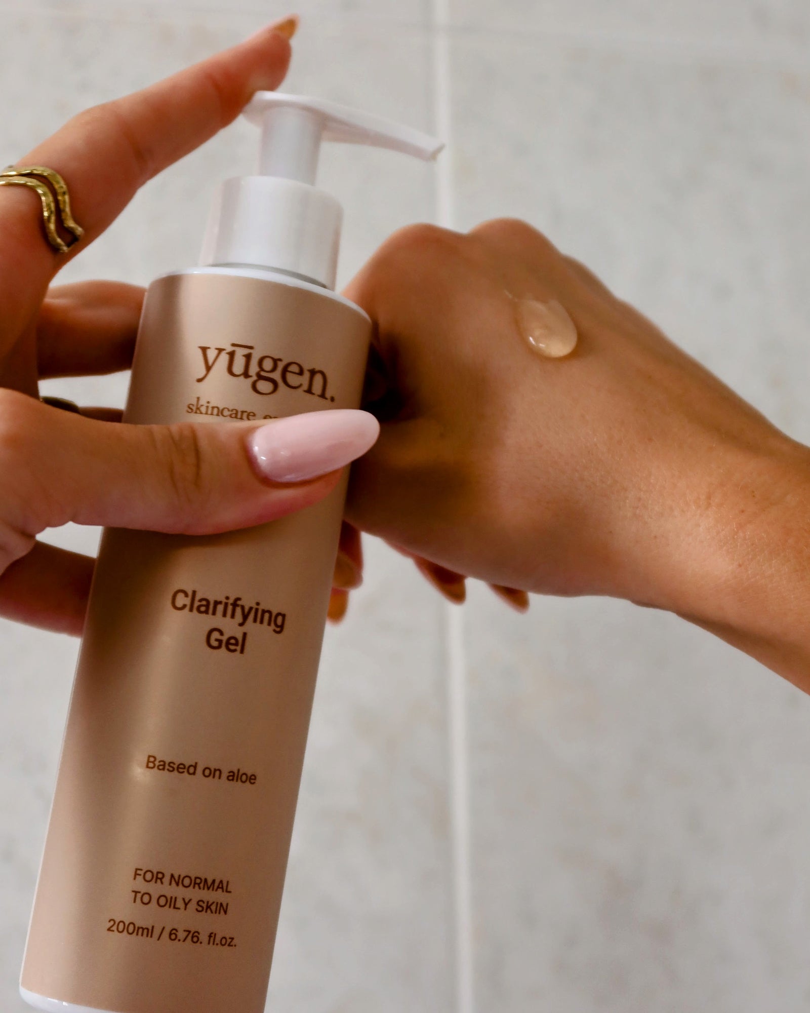 yūgen. skincare essentials Clarifying Gel